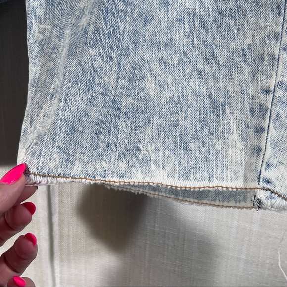 Carmar Acid Washed Denim Jean Shorts Size 26 - Picture 6 of 16